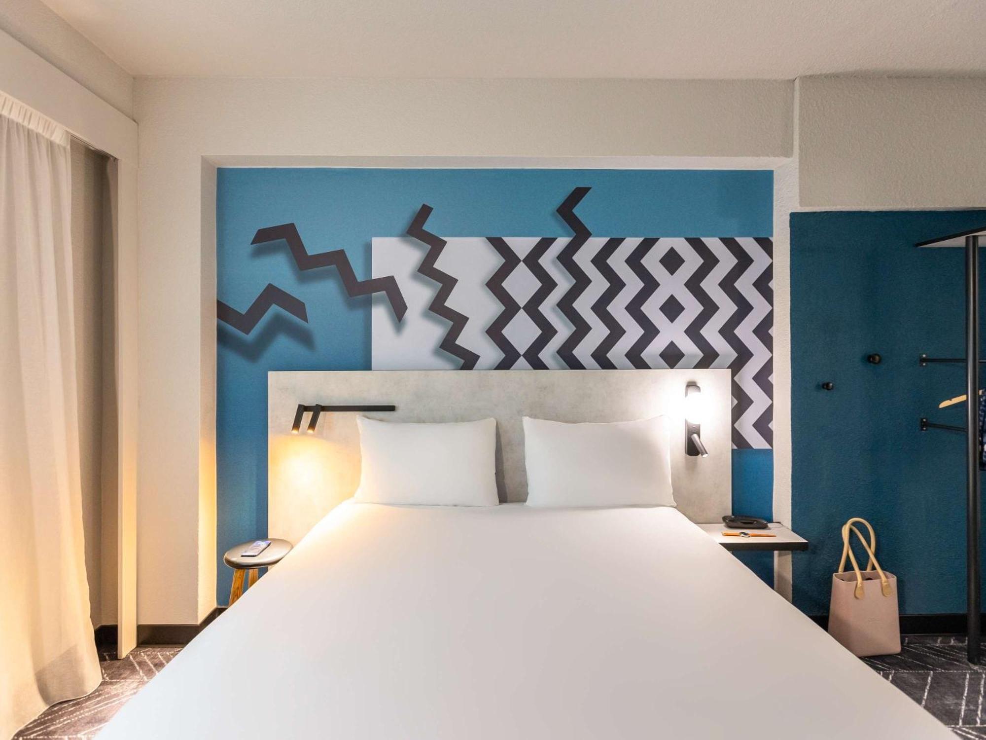 Hotel Ibis Styles Centre Mériadeck 3*