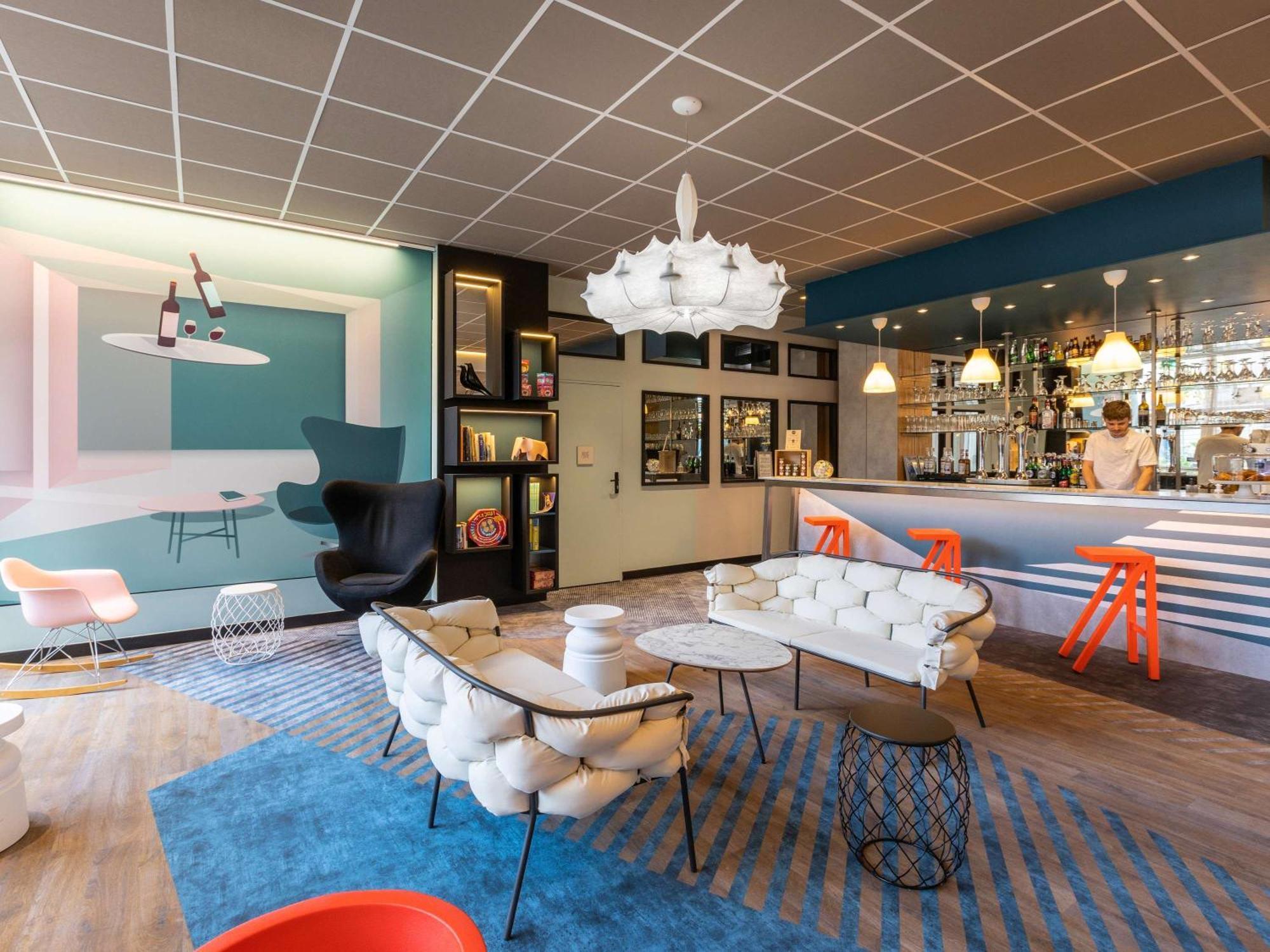 Ibis Styles Centre Mériadeck Hotel 3*
